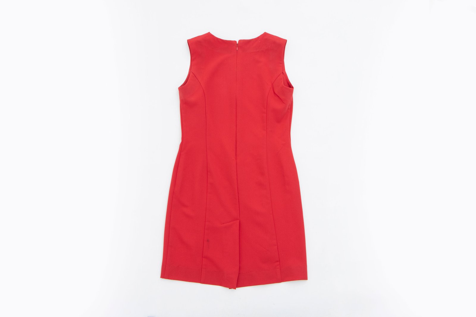 Vestido rojo con isotipo