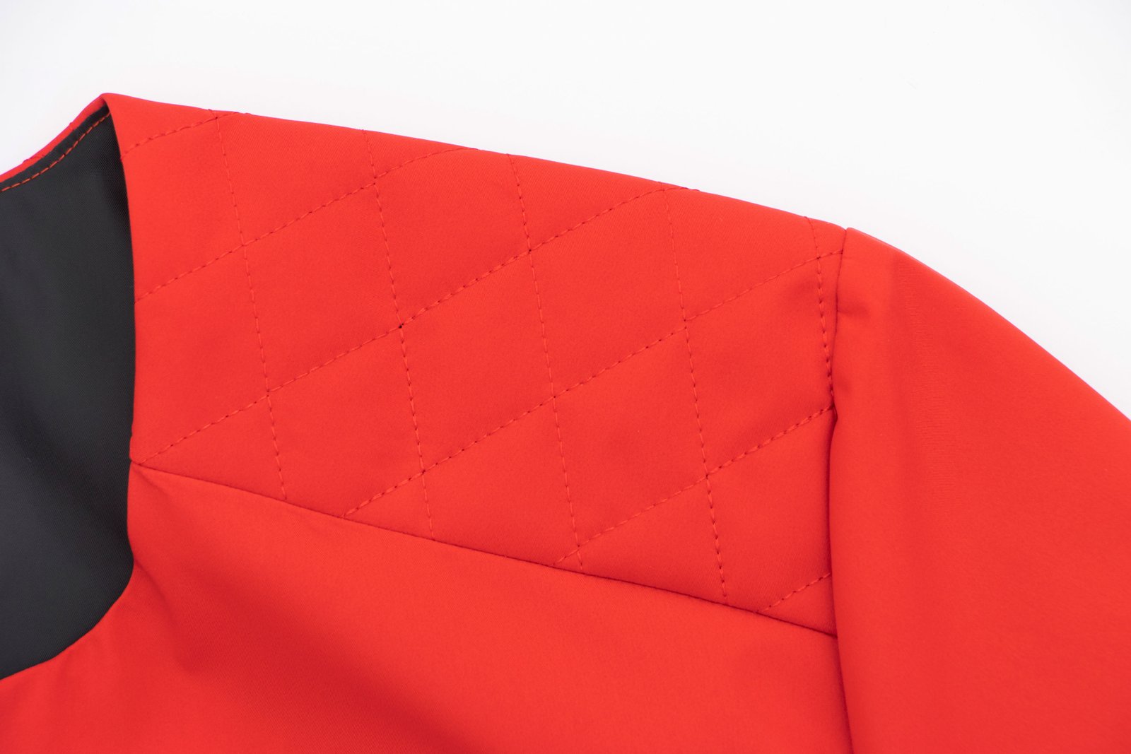 Jacket roja con cierre