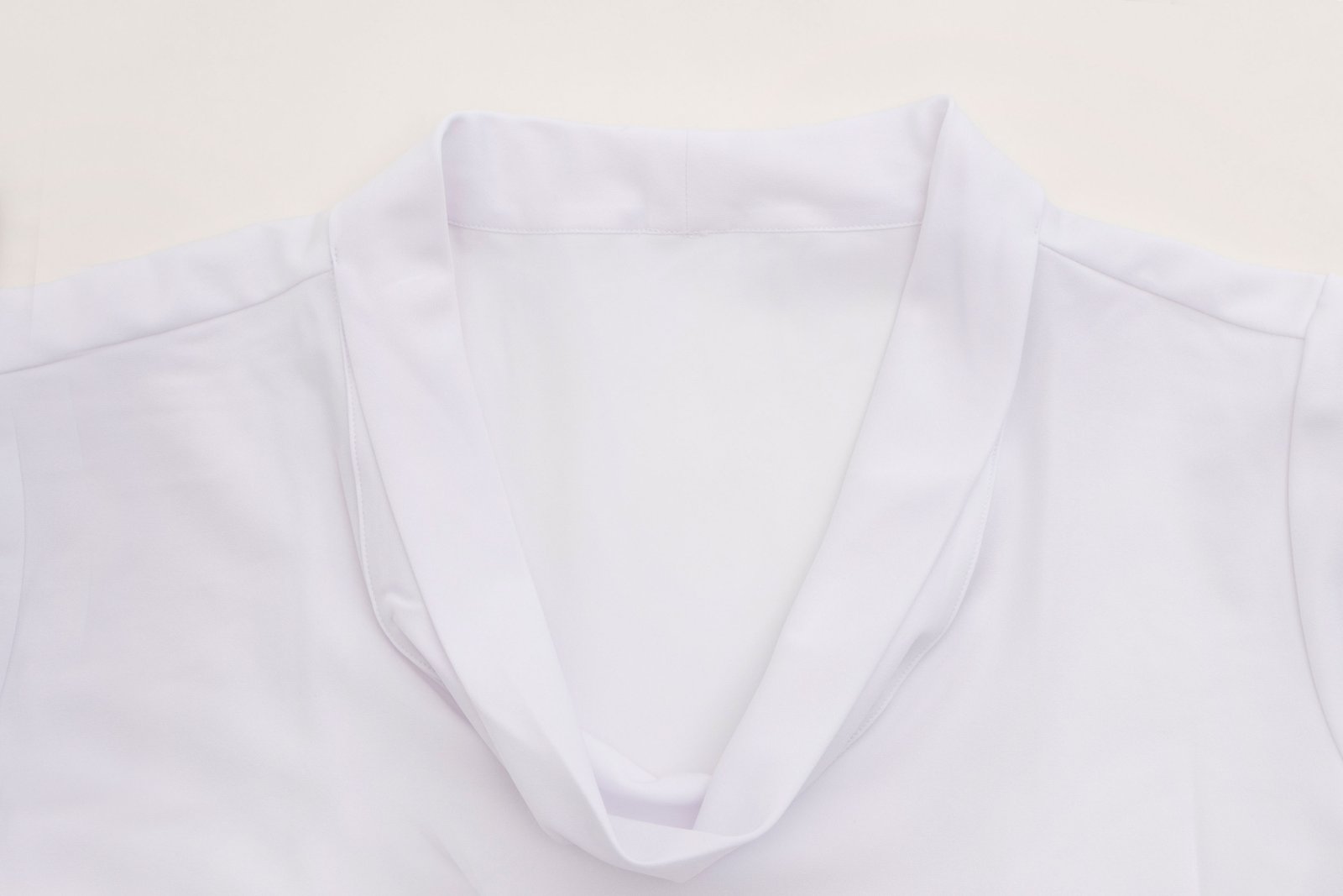 Blusa Blanca Manga Larga