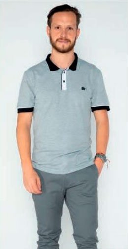 Camiseta polo color plomo